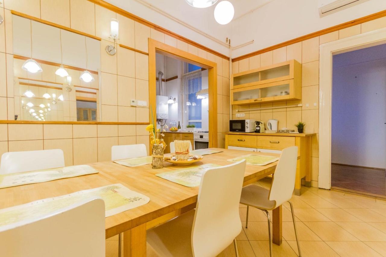 Friend Of Deak Ferenc Apartment Budapest Exterior photo